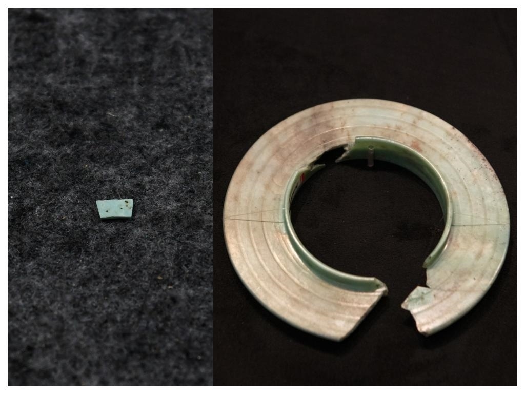 拼版照片：左圖為2024年7月10日拍攝的三星堆遺址出土的綠松石片（新華社記者王曦 攝），右圖為2024年7月21日在三星堆博物館文物保護與修復館拍攝的有領玉璧（新華社記者唐文豪 攝）。