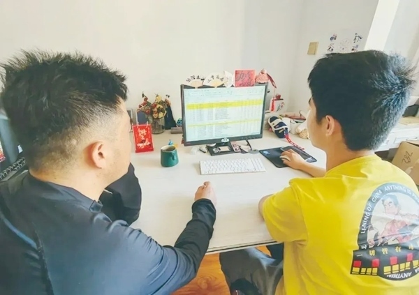 一起上課的畫面。北京航空航天大學供圖