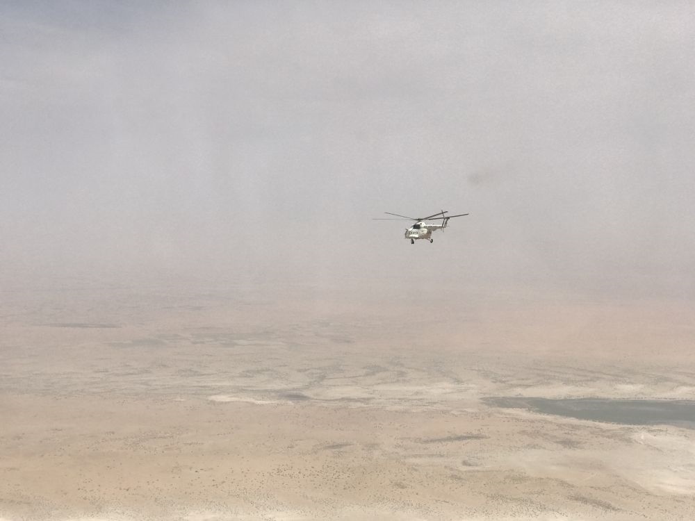 2017年8月8日，中國首支維和直升機分隊直升機飛行在蘇丹達爾富爾任務(wù)區(qū)上空。