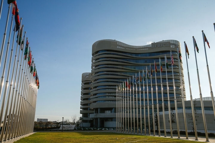 這是2024年1月31日在埃塞俄比亞首都亞的斯亞貝巴拍攝的非洲疾控中心總部大樓。新華社發(fā)（邁克爾·特韋爾德攝）