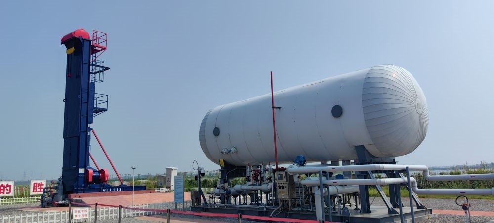 2024年8月30日，勝利油田萊113區(qū)塊CCUS項(xiàng)目現(xiàn)場(chǎng)。新華社記者 陳國(guó)峰 攝