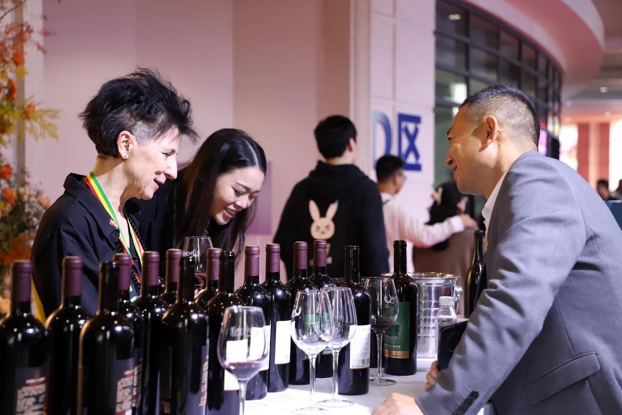 第五屆華僑進口商品博覽會在浙江青田開幕。新華社記者 張曉潔 攝