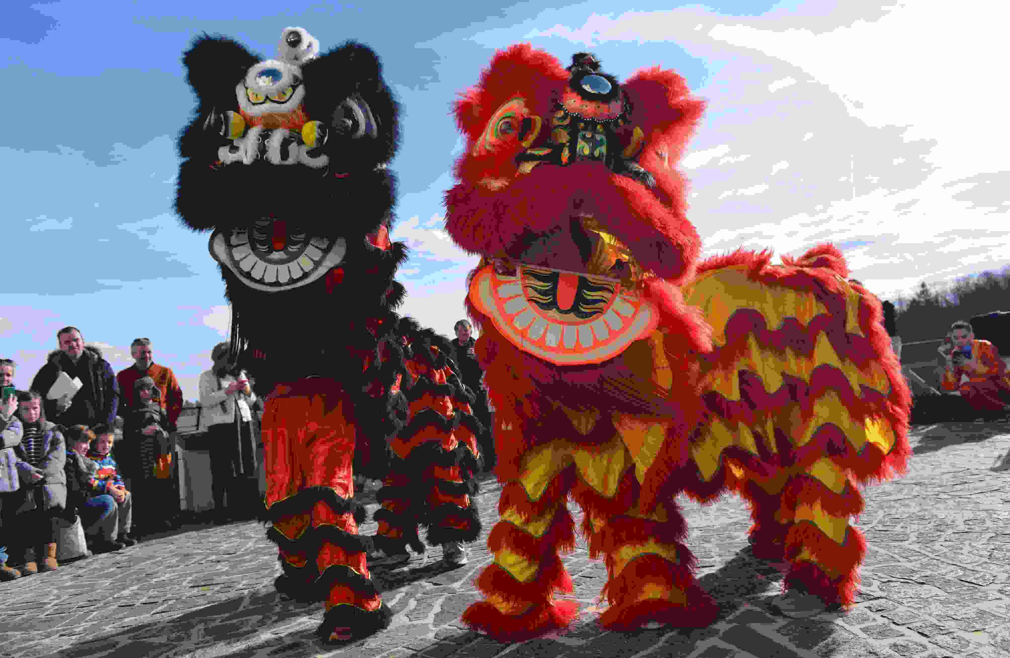 △當?shù)貢r間2024年2月4日，克羅地亞克拉皮納，薩格勒布大學孔子學院舉辦一系列活動，迎接中國農(nóng)歷龍年春節(jié)。