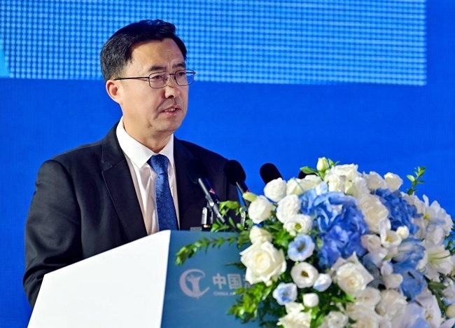 洋河股份黨委書記、董事長張聯(lián)東。受訪方供圖