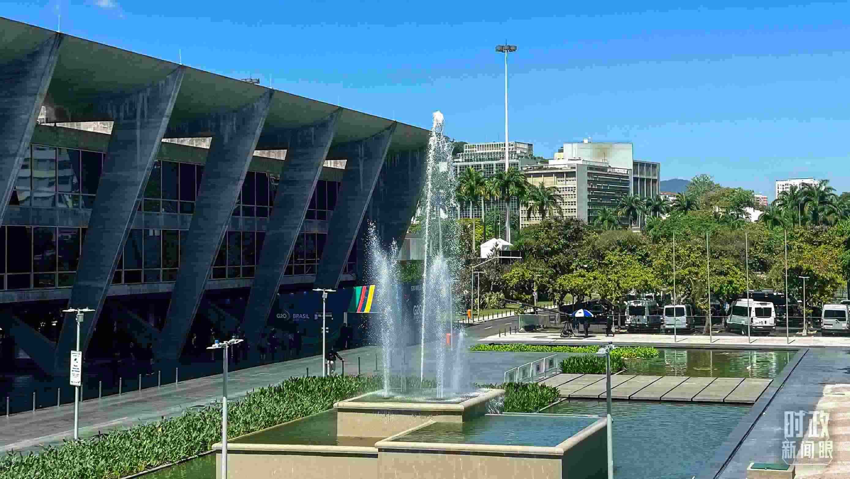 △G20峰會舉辦地，巴西里約熱內(nèi)盧現(xiàn)代藝術(shù)博物館。（總臺央視記者趙怡彬拍攝）