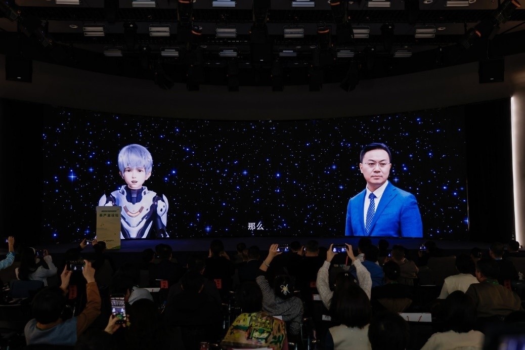 中國(guó)工程院院士、湖南師范大學(xué)校長(zhǎng)劉仲華與人民網(wǎng)數(shù)字人白澤線上對(duì)話