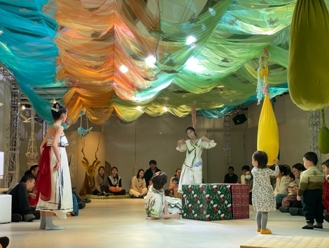 《Momoda新春嘉年華·音樂會》劇目表演。人民網(wǎng)記者 劉凡攝