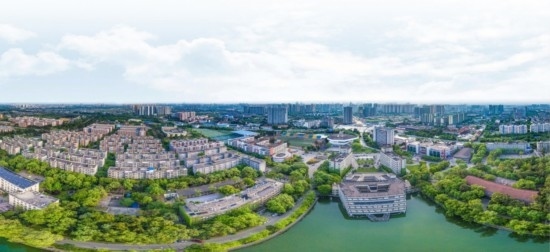 成都理工大學(xué)全景航拍圖。成都理工大學(xué)供圖