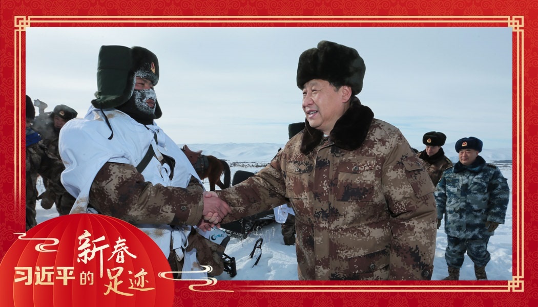2014年1月26日，農(nóng)歷新年前夕，習(xí)近平來到祖國(guó)邊疆的內(nèi)蒙古阿爾山，迎風(fēng)踏雪慰問在邊防線上巡邏執(zhí)勤的官兵。