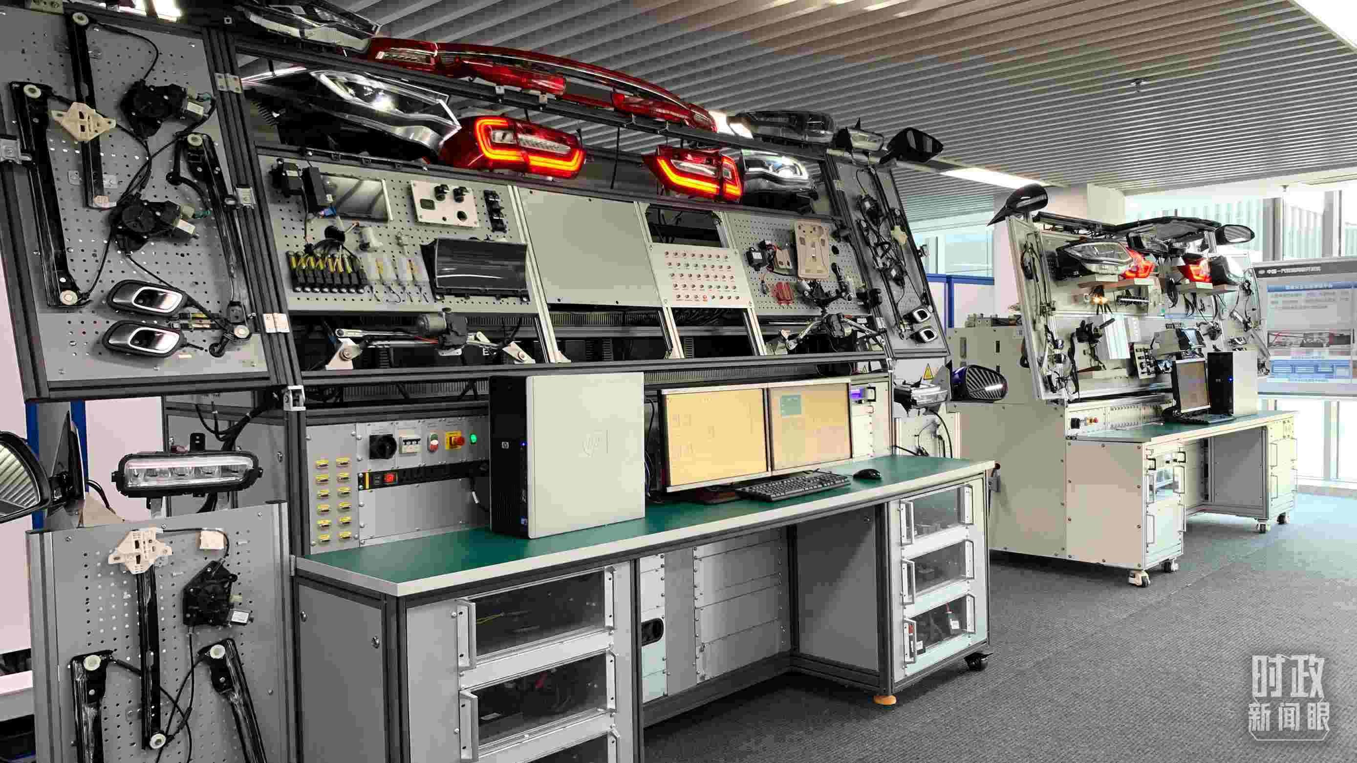 △吉林長(zhǎng)春，一汽整車硬件測(cè)試實(shí)驗(yàn)室。（總臺(tái)央視記者邢彬拍攝）