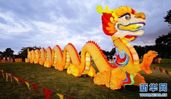 圖為2025年奧克蘭元宵燈節(jié)現(xiàn)場(chǎng)。（圖片由奧克蘭中國(guó)文化中心提供）