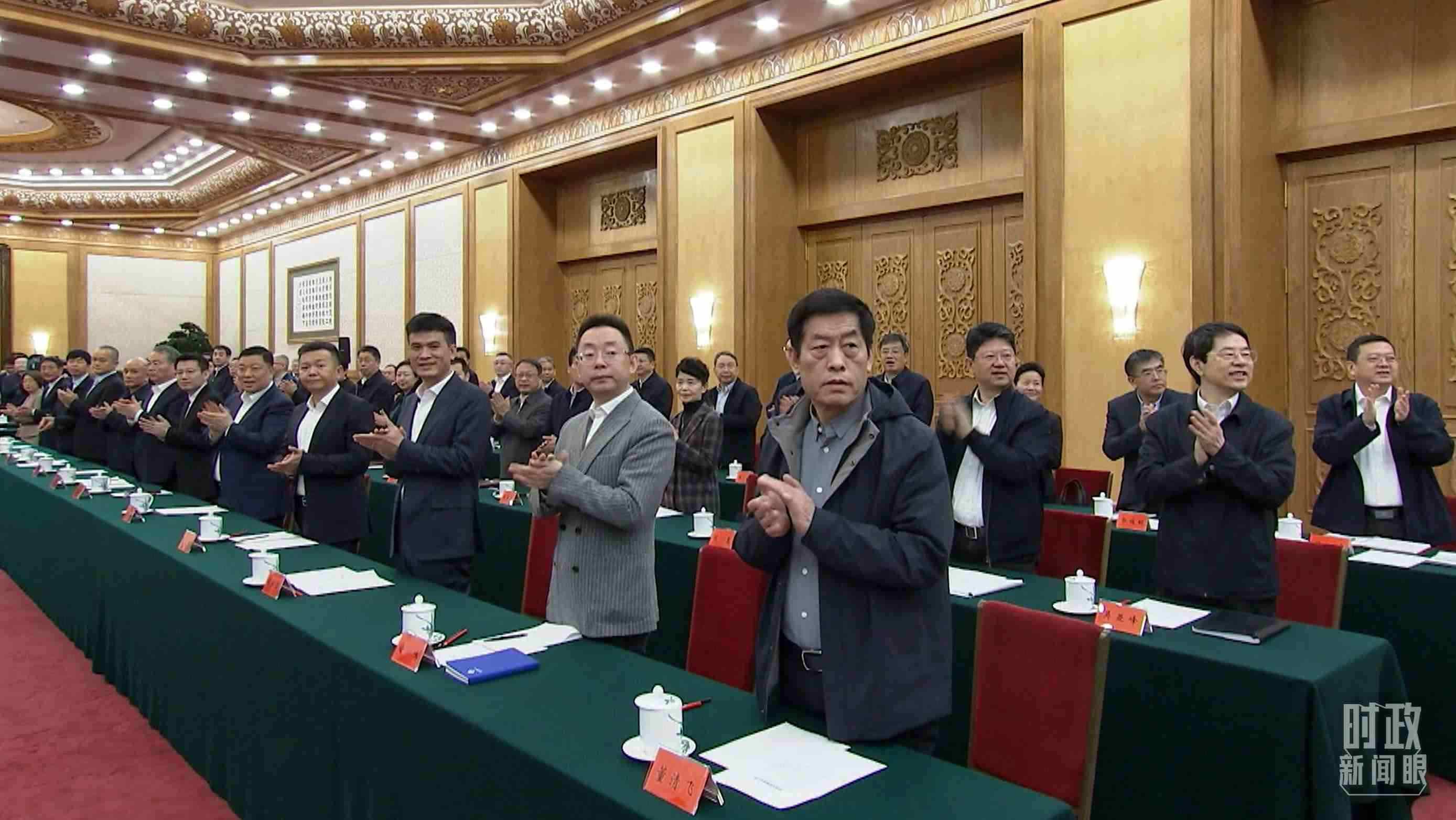 △2月17日，民營(yíng)企業(yè)座談會(huì)現(xiàn)場(chǎng)。