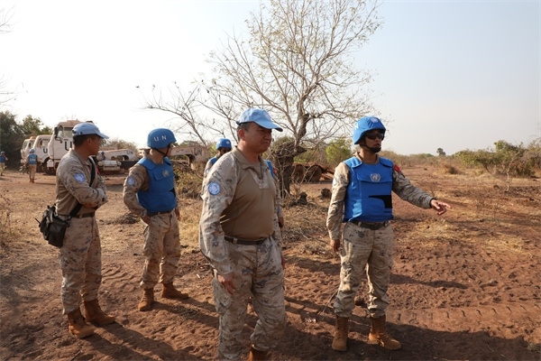 施工現(xiàn)場(chǎng)。張曉昆攝