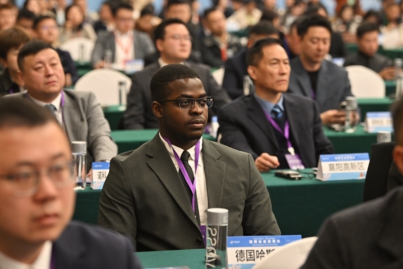 外企代表參加“進博會走進湖北”活動主題推介會。人民網(wǎng)記者 翁奇羽攝