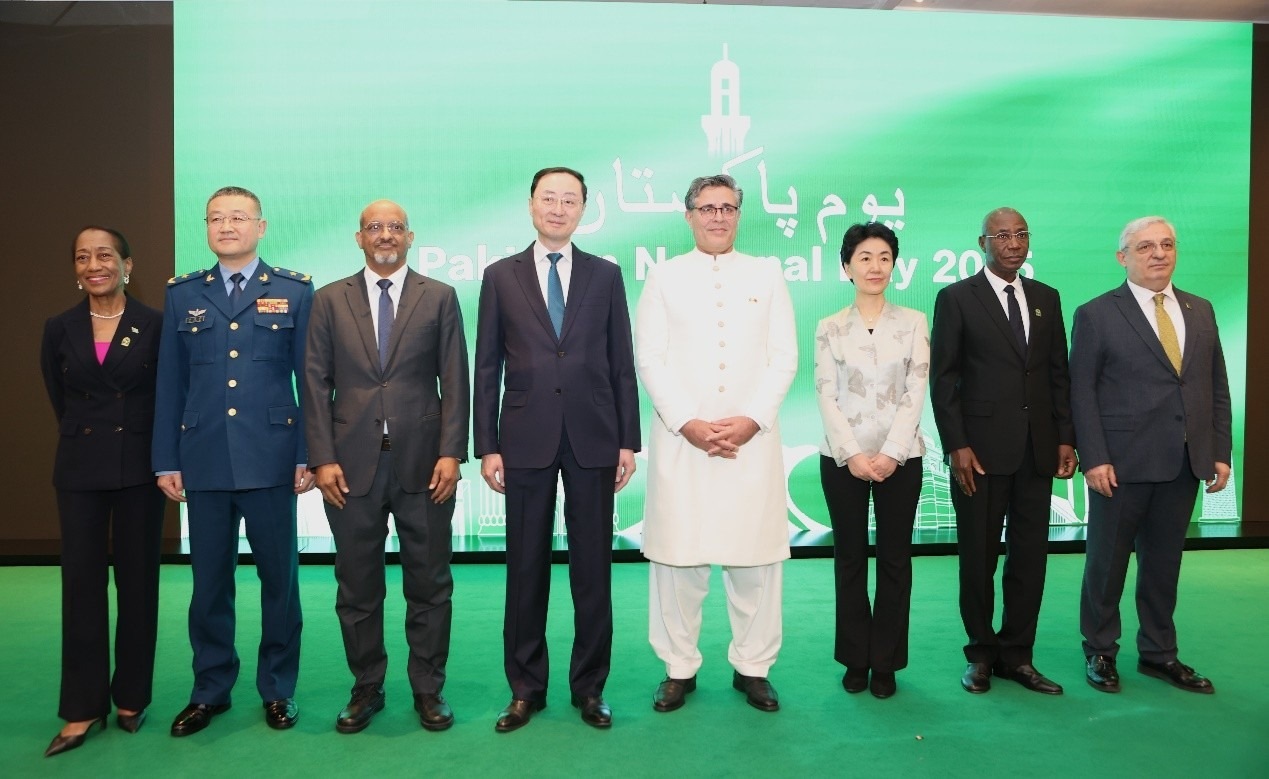 出席招待會的主要嘉賓合影。巴基斯坦駐華大使館供圖