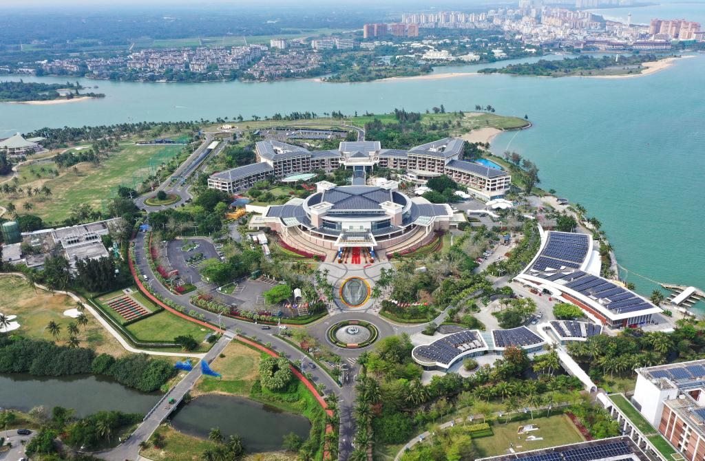 這是3月21日拍攝的博鰲亞洲論壇國際會議中心（無人機照片）。新華社記者 郭程 攝