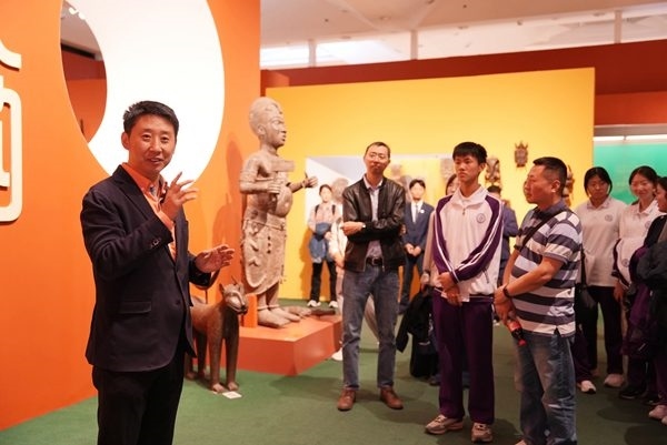 清華附中永豐學(xué)校家校共育活動(dòng)舉行。校方供圖