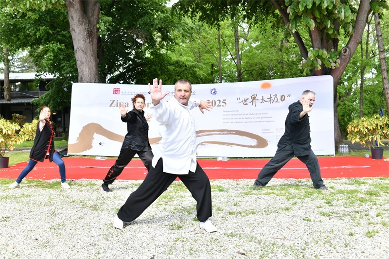 活動(dòng)現(xiàn)場(chǎng)。傅永山攝影。