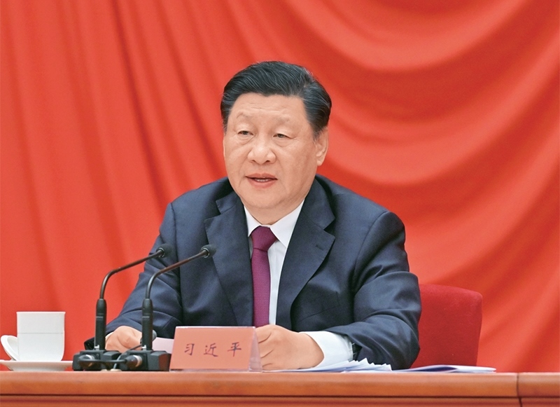 2022年5月10日，慶祝中國(guó)共產(chǎn)主義青年團(tuán)成立100周年大會(huì)在北京人民大會(huì)堂隆重舉行。中共中央總書記、國(guó)家主席、中央軍委主席習(xí)近平在大會(huì)上發(fā)表重要講話。 新華社記者 岳月偉/攝