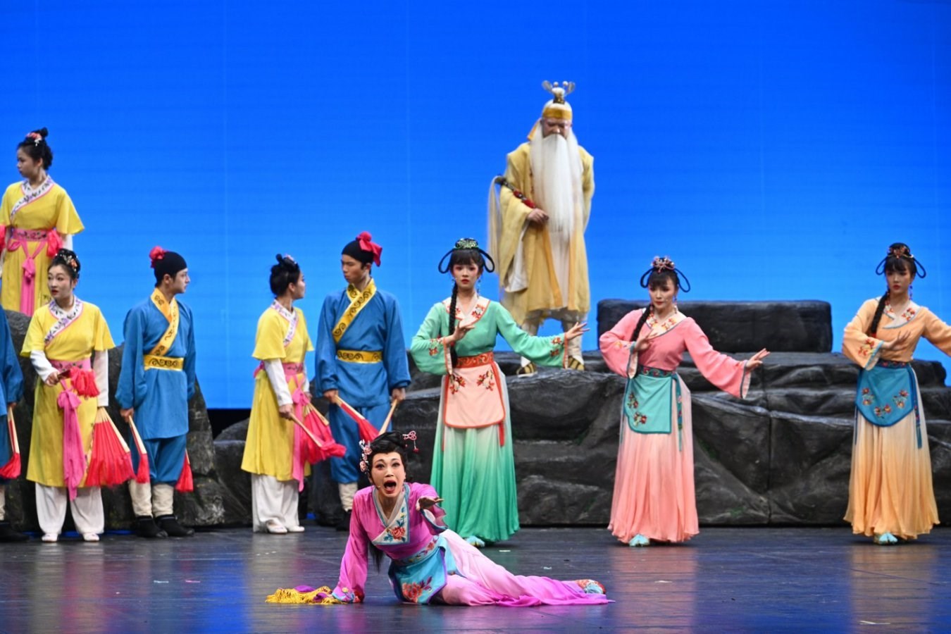 《七妹與蛇郎》演出劇照。國家大劇院供圖